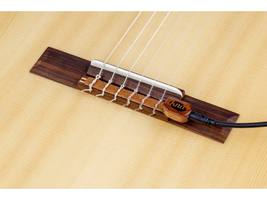 KNA NG-1 pickup fitted at the bridge of a classical guitar